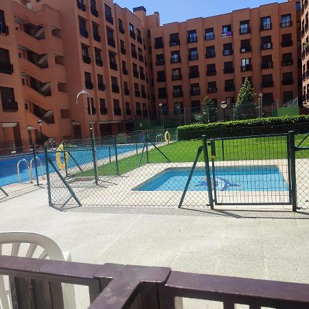 En Madrid, A Unos Minutos Del Aeropuerto Airport Barajas, Plenilunio, Estadio De Futbol Metropolitano, Feria De Madrid, Clinica Navarra Екстер'єр фото